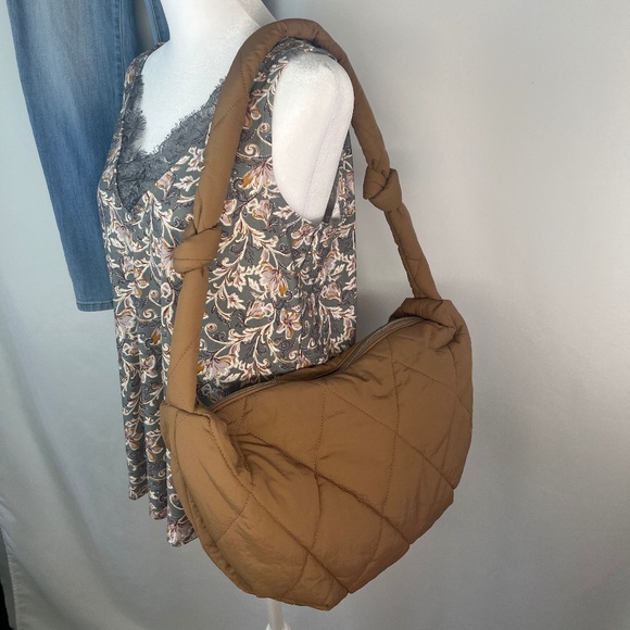 Daytrip by Buckle Floral Lace Trim Top – Size Small – Excellent Condition! - Picture 7 of 10